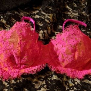 Victoria's 5secret 32C Demi Bra